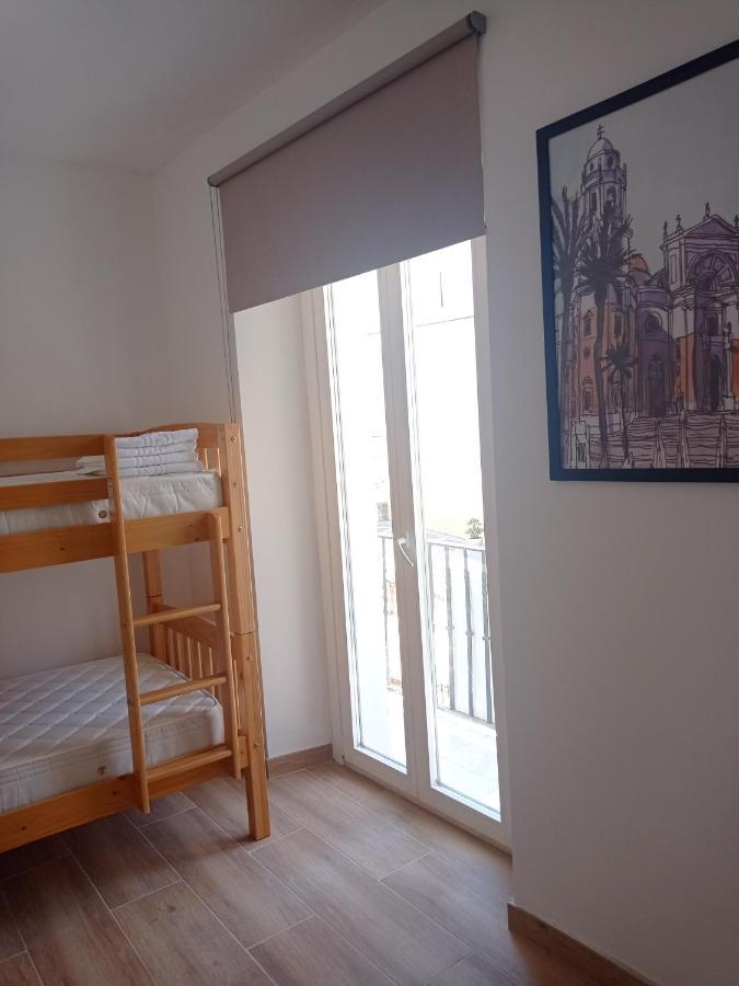 Planeta Cadiz Apartaments Bagian luar foto