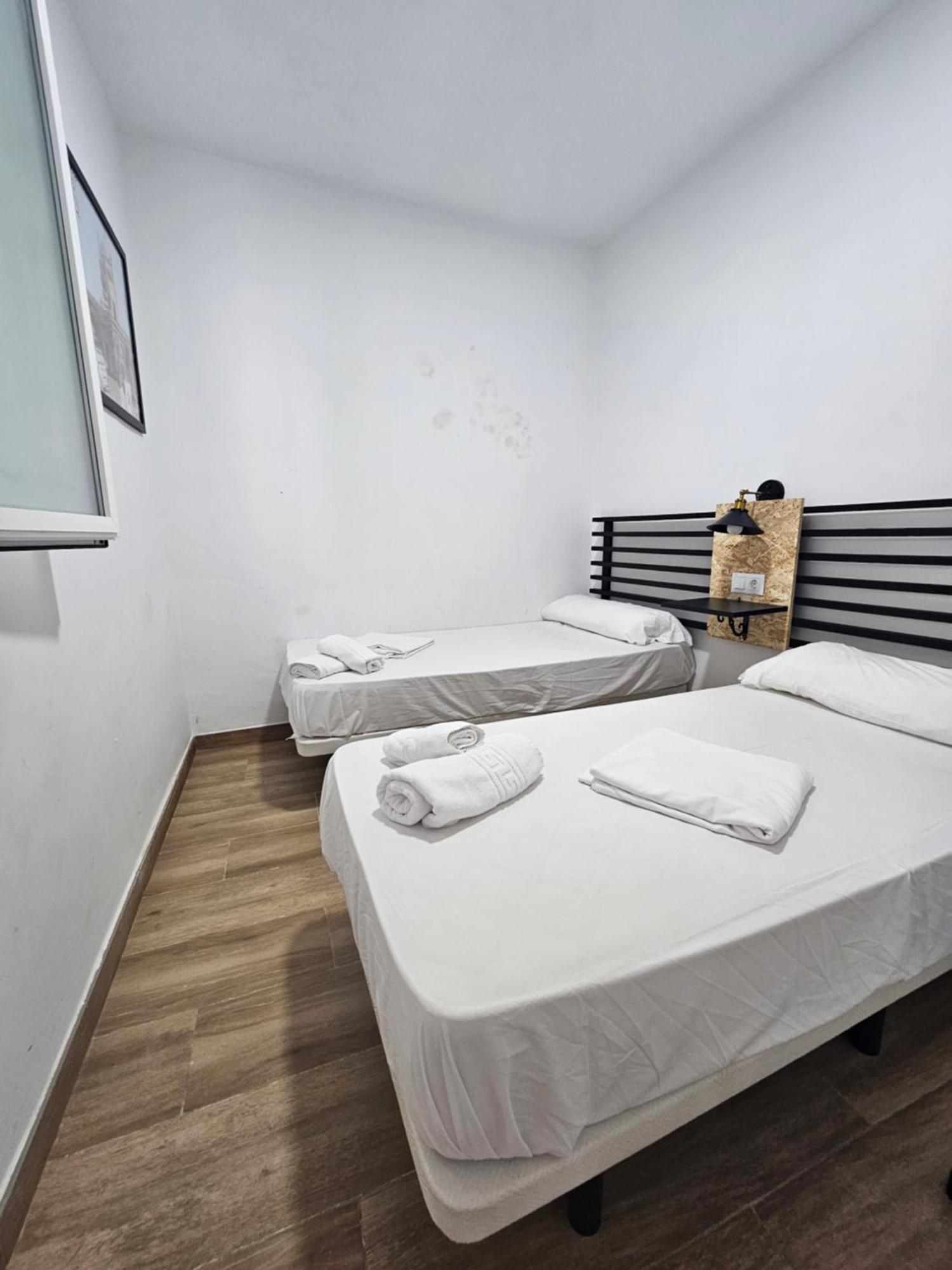 Planeta Cadiz Apartaments Bagian luar foto